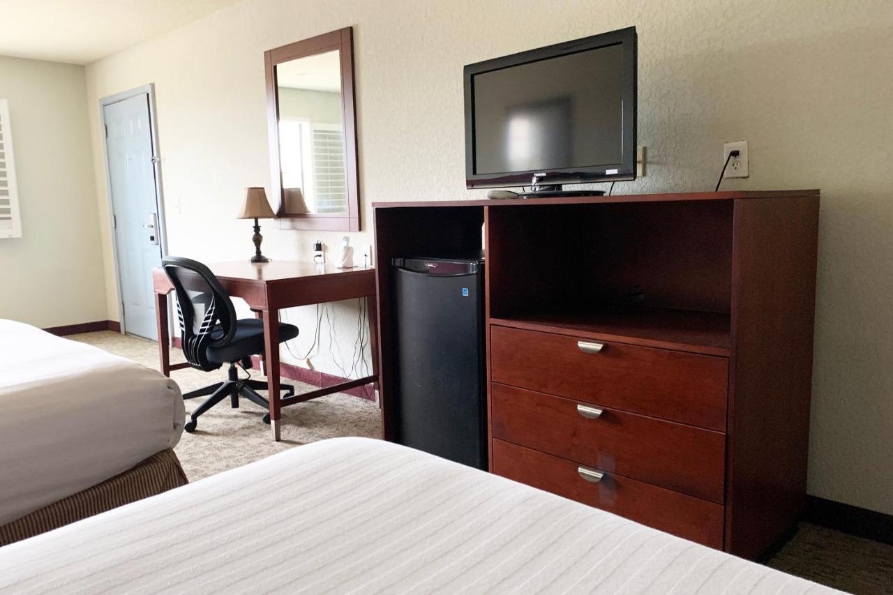 Oyo Hotel Pearsall I-35 West Eksteriør bilde